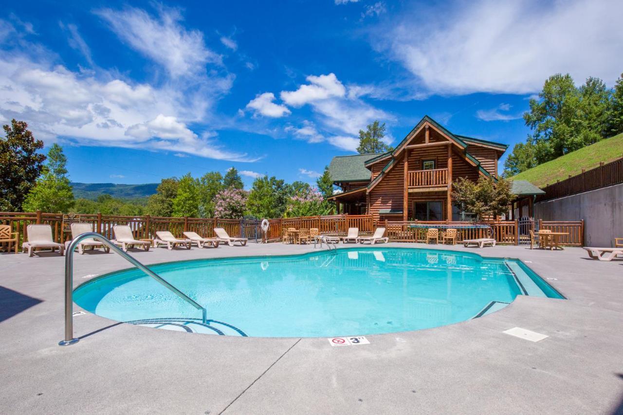 Villa Serenity Peak à Pigeon Forge Extérieur photo